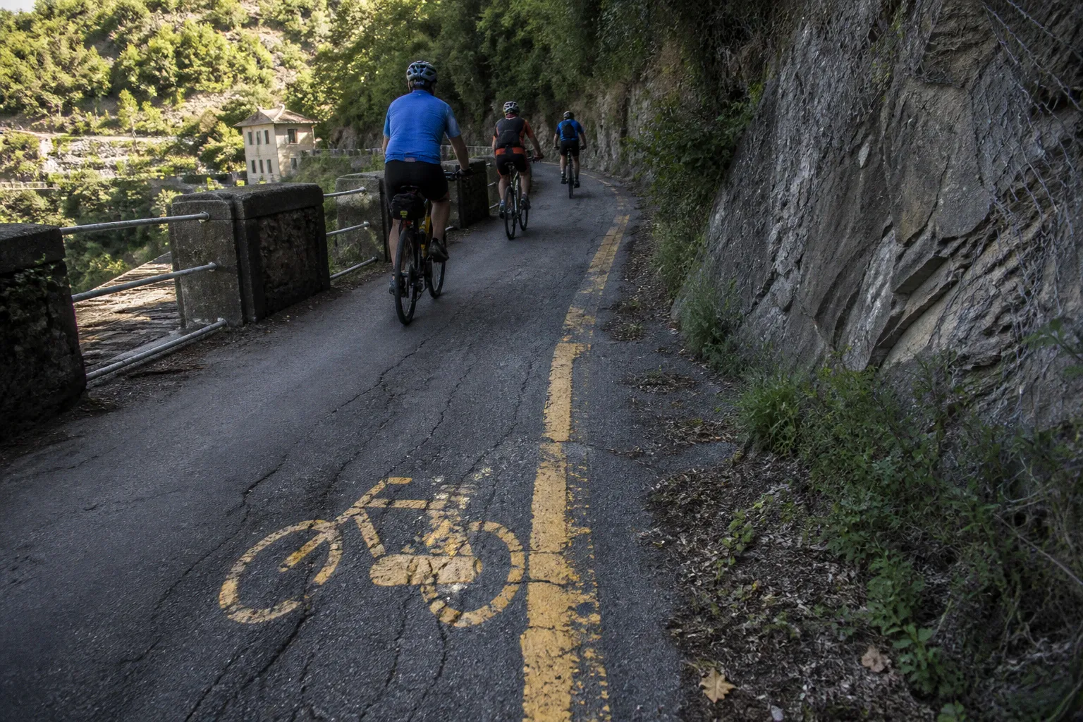 Ciclovia dell'Ardesia: la pista è davvero sicura?