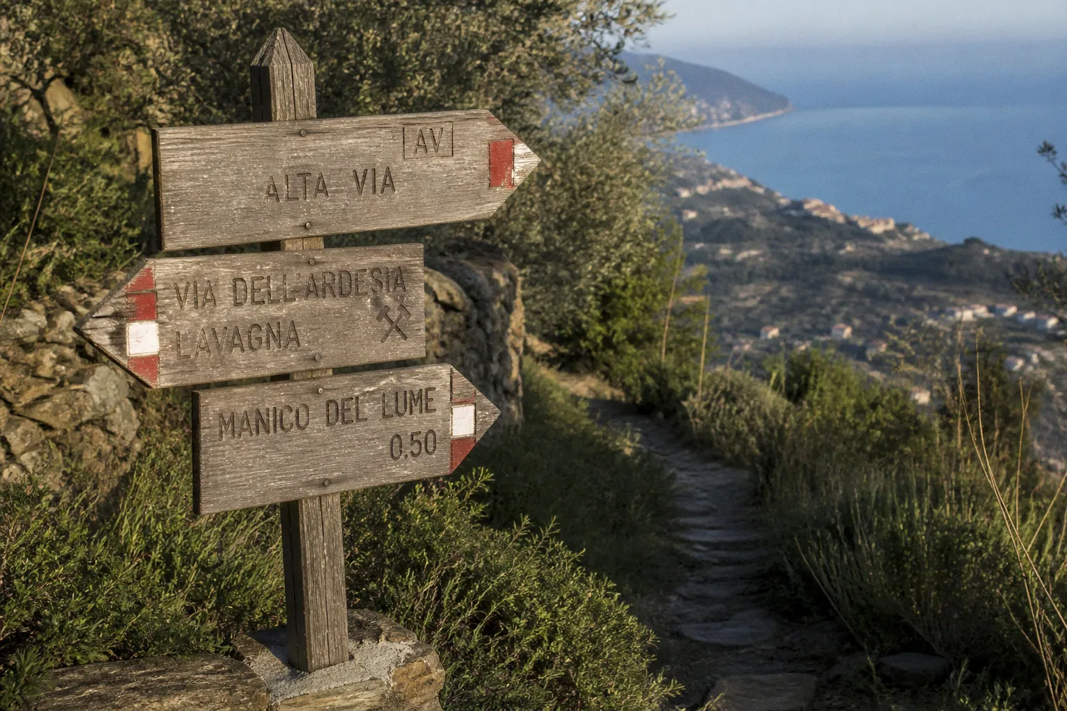 Escursioni nell'entroterra ligure: guida esperta o fai da te?